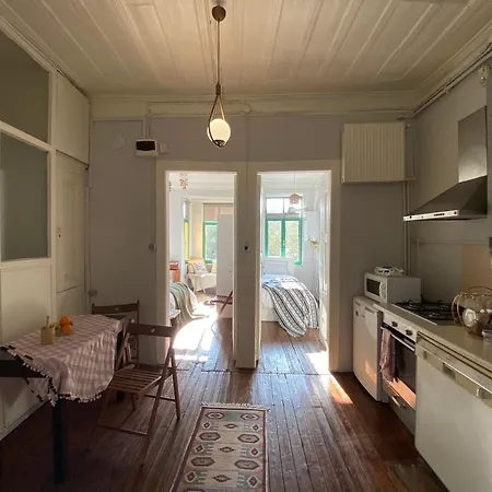 Apartment Balat Butik *